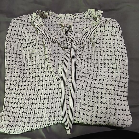 Max Studio 1X Tie-Neck Black & White Easy Care Top - Picture 3 of 14